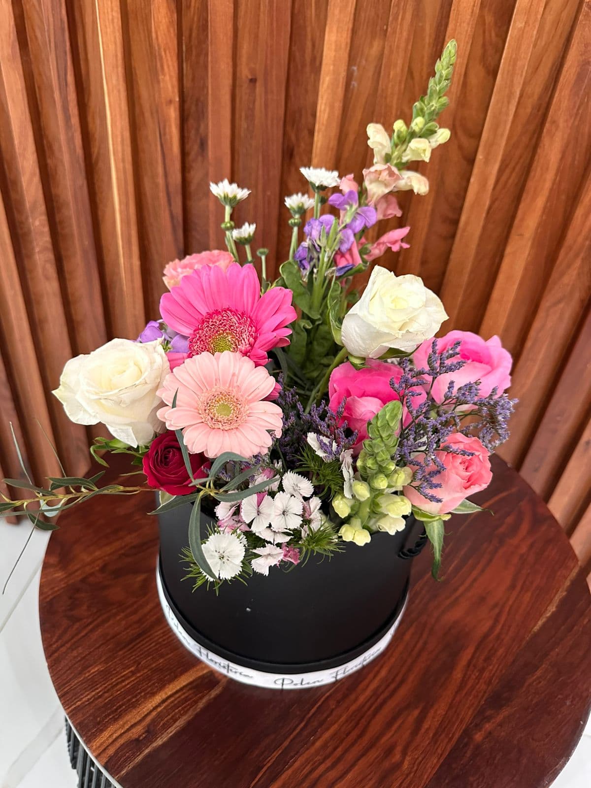 Caja de flores mixtas chica